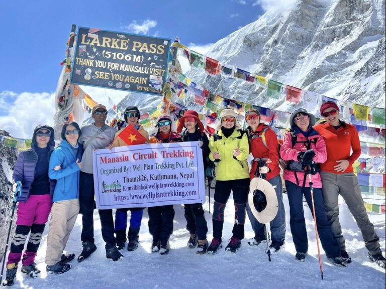 Manaslu Trek Group